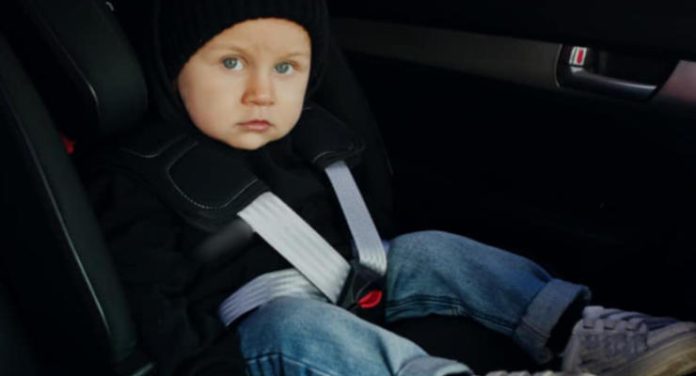 Перевезення дітей в машині в Україні – що потрібно знати батькам
