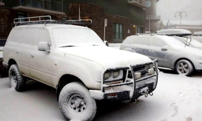 Чи потрібно прогрівати двигун автомобіля після довгої стоянки у сильний мороз чи можна відразу починати рух