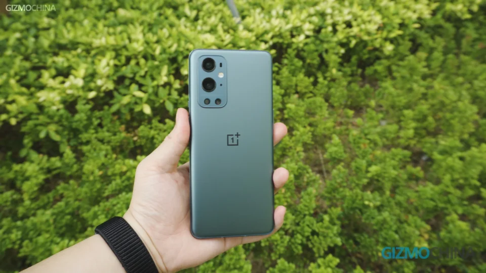 OnePlus відкликає оновлення OxygenOS 13 через проблеми з блокуванням на пристроях серії OnePlus 9