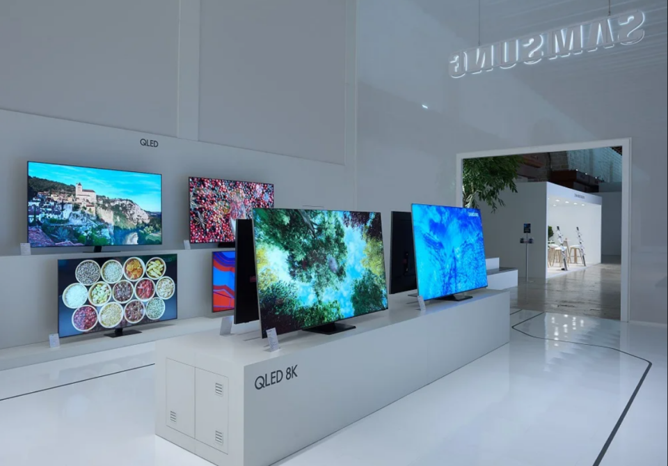 Незабаром Samsung може випустити 77-дюймовий OLED-телевізор і 49-дюймовий OLED-монітор