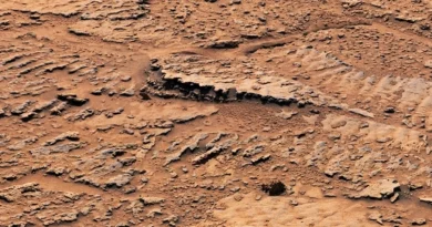 Марсохід NASA Curiosity наткнувся на скелі, порізані хвилями, залишені біля стародавнього озера
