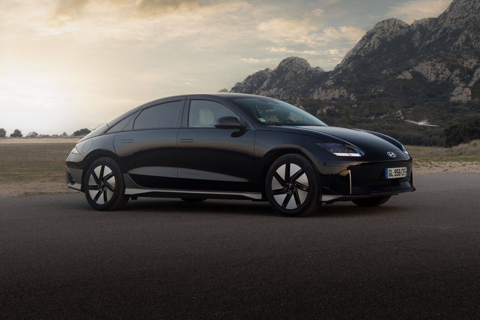 Американцы смогут два года бесплатно заряжать электрокар Hyundai Ioniq 6