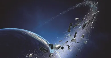 Каліфорнійці зняли, як космічне сміття повертається в атмосферу