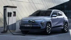 Hyundai Kona Electric 2024 року пропонує дві батареї та запас ходу понад 490 км