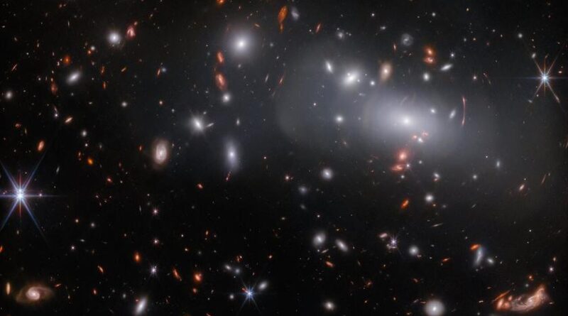 James Webb знайшов космічний об’єкт, у якого є машина часу – одна й та сама галактика з’явилася в трьох різних місцях на одній фотографії