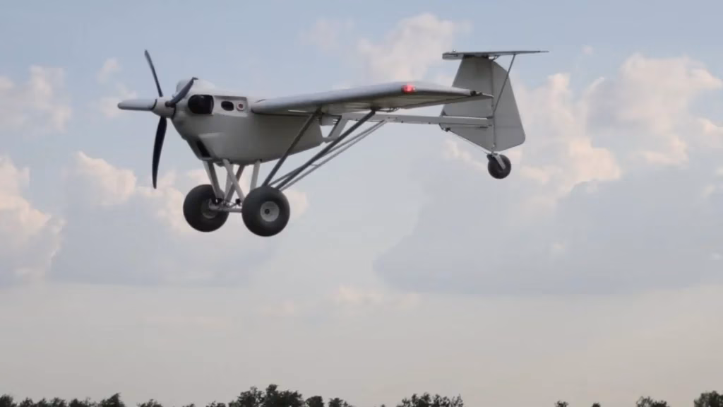 Дістануть до Сибіру: ЗСУ отримають серійні дрони з дальністю понад 3000 км