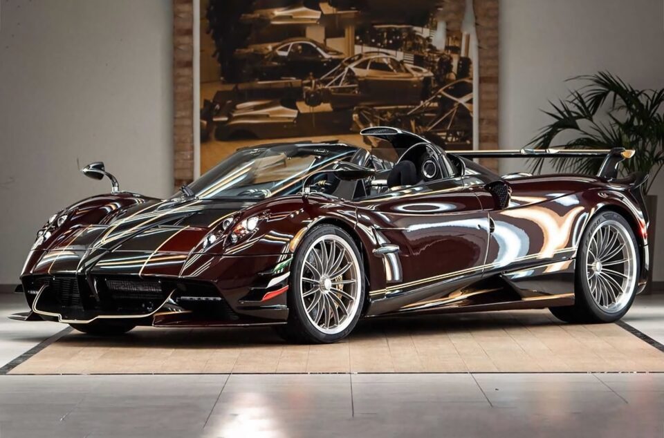 Компания Pagani представила штучный суперкар Huayra Dinamica Evo