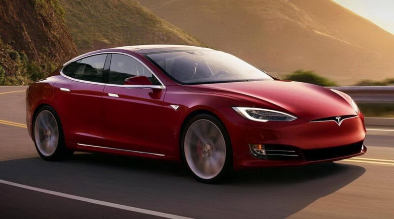 Tesla випустить авто в новому кольорі кузова та з новим кермом