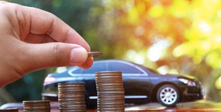 Українцям нагадали про податок на автомобілі: хто і скільки має заплатити