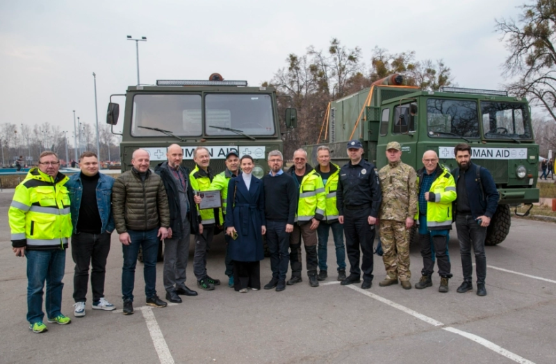 Шведи передала спеціалізовані автомобілі штурмовій бригаді “Лють” (Фото)