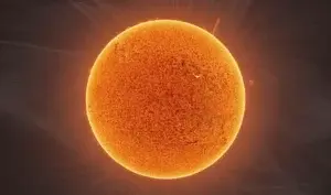 Астрофотографи показали приголомшливий знімок торнадо на Сонці заввишки 120 тис. кілометрів