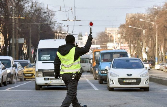 Для українських водіїв готують приємний “сюрприз” зі штрафами: що змінять
