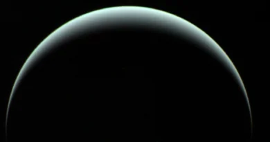 Таємничий сигнал вказує на приховані океани на орбіті Урана