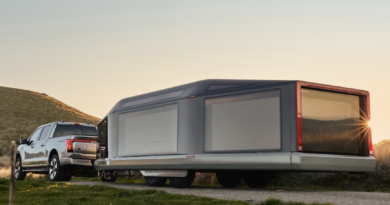 Tesla Lightship L1: екологічно чистий і стильний електричний трейлер-кемпер для подорожей