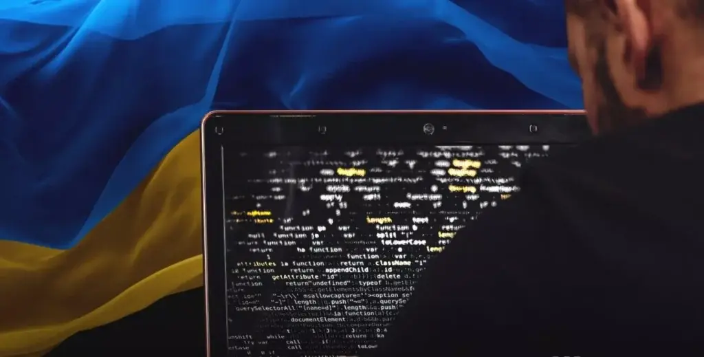 Українські хакери "зламали" екварінгову систему найбільшого банку РФ