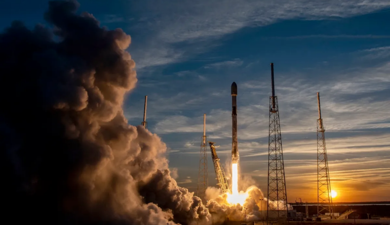У SpaceX проблеми зі Starlink v2 Mini — частину супутників знімуть з орбіти