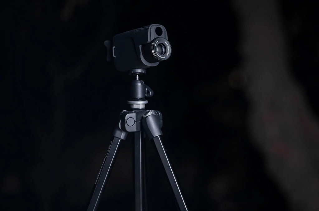 Ультрамонокулярна камера Duovox може бачити практично в повній темряві