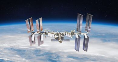 На космічну станцію прибув новий екіпаж із США, росії та ОАЕ