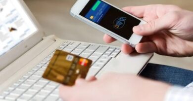 Потенційна крадіжка коштів: Ризики носіння банківської картки та телефону поруч