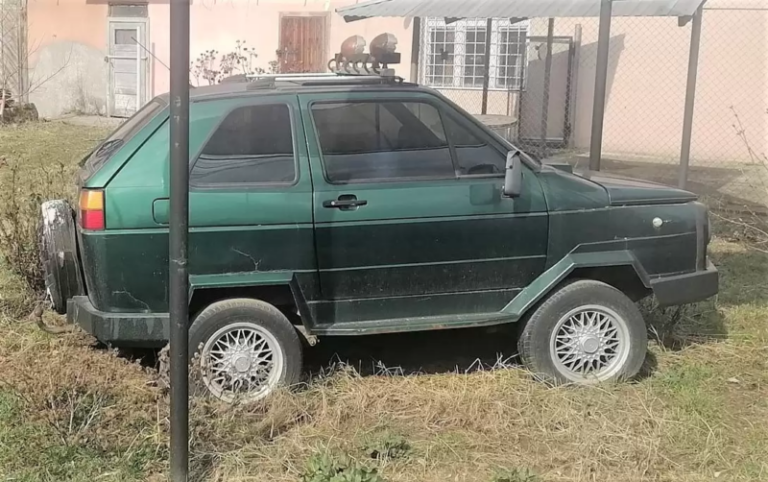 В Україні позашляховик ЛуАЗ зхрестили з Volkswagen Golf