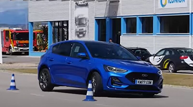 Оновлений Ford Focus відмінно пройшов знаменитий “лосиний тест” (Відео)