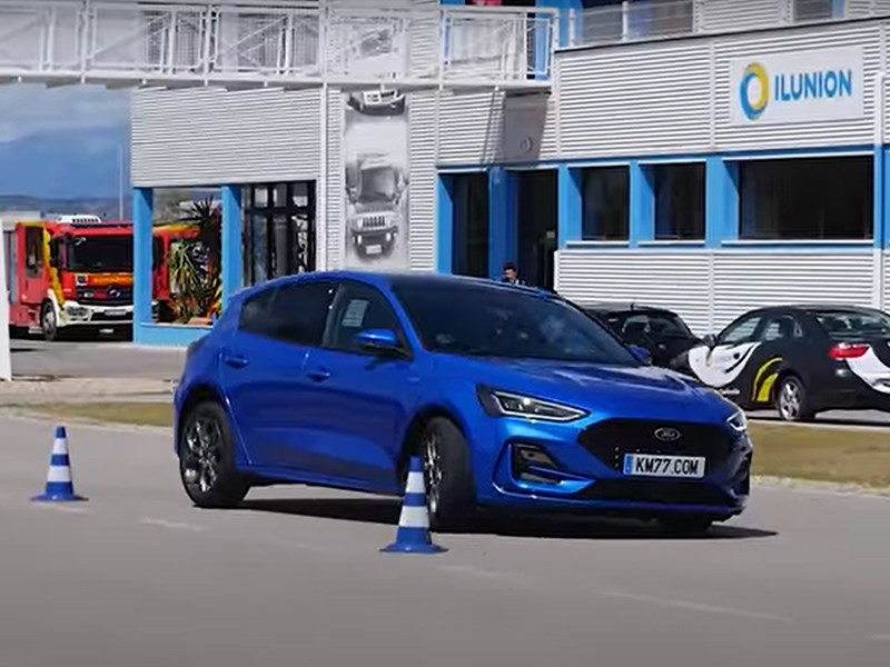 Оновлений Ford Focus відмінно пройшов знаменитий “лосиний тест” (Відео)