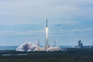 SpaceX орендувала у Космічних сил США стартовий майданчик на військовій базі Ванденберг