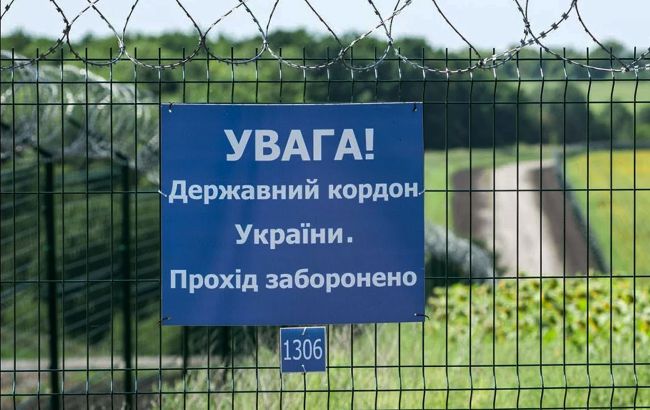 Українських водіїв попередили про черги на кордоні, деякі авто не пропускають