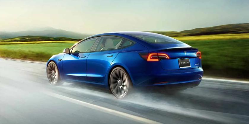 Tesla представила електромобіль Model 3 у комплектації Long Range Rear-Wheel Drive із запасом ходу 635 км за ціною £46 990