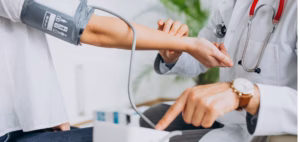 Дослідження показало зв'язок між нерегулярним режимом сну та ризиком високого кров'яного тиску