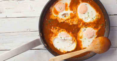 Ви навряд чи так робили: з якими продуктами та смаками можна готувати яєчню