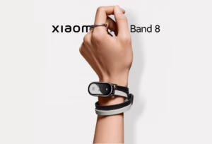 Не тільки на руці: Xiaomi показала, як можна носити Xiaomi Smart Band 8