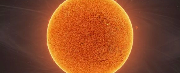 Неймовірно величезне торнадо на Сонці зафіксували на камеру: дослідники вивчають природу явища
