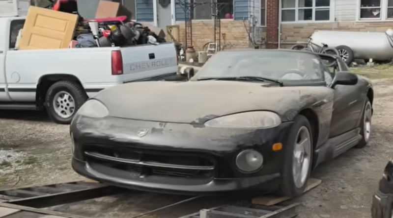 Легендарний спорткар Dodge Viper воскресили після тривалого забуття (Відео)