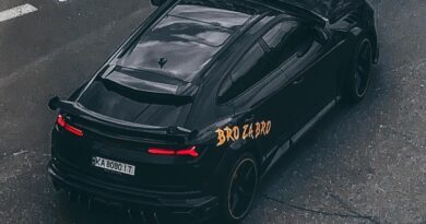 В Києві засвітився вражаючий тюнінгований Lamborghini Urus (Фото)