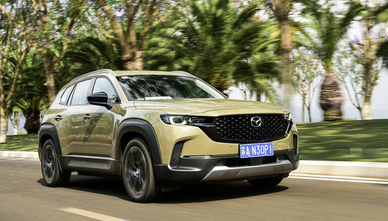 Mazda вивела на ринок конкурента Toyota RAV4 та Honda CR-V (Фото)