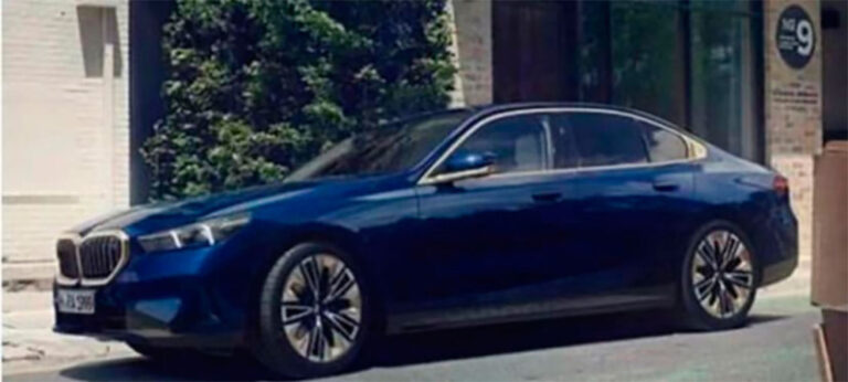 BMW розсекретила зовнішність нового покоління седана 5-Series (Фото)