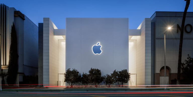 Apple заборонила співробітникам користуватися чат-ботом ChatGPT