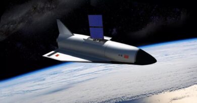 Китай повернув на Землю таємничий космічний апарат після 276-денного польоту