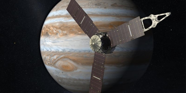 Зонд Juno в космосі