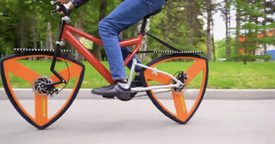 В Мережі показали велосипед з трикутними колесами