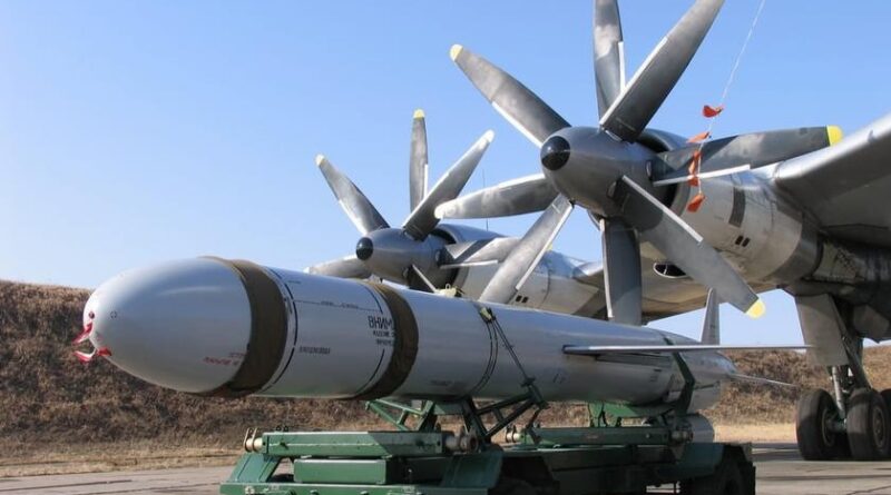 У Польщі впала російська стратегічна крилата ракета Х-55 з дальністю пуску 2500 км