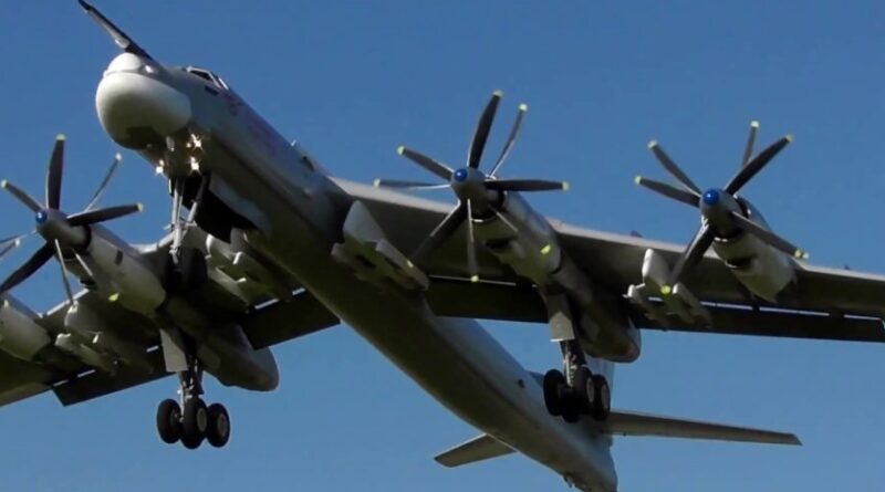 Ракетоносці та найбільші Ан-22 у світі: як виглядає авіабаза, з якої рф атакує Україну