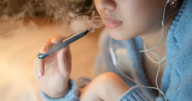 В Австралії влада заборонила електронні сигарети та вейпи