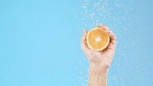 Чому люди їдять апельсини в душі: розвінчання міфів