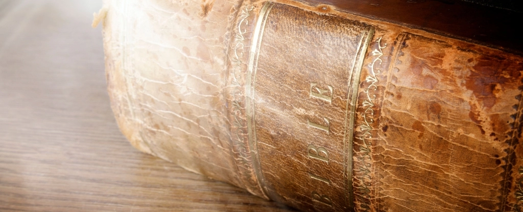 Виявлено невідомий розділ Біблії, який був прихований протягом понад 1500 років