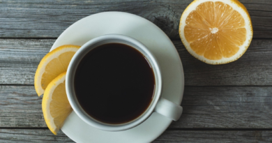 TikTok хвалить каву з лимоном для схуднення — експерти попереджають про побічні ефекти