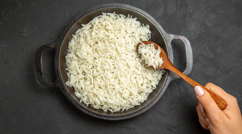 Залишки рису можуть спричинити харчове отруєння - експерти розповіли, як вберегтися від нього