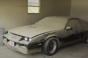 40-річному класичному Camaro Z28 подарували друге життя (Відео)
