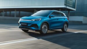 У Китаї заборонять продажі автомобілів з ДВЗ